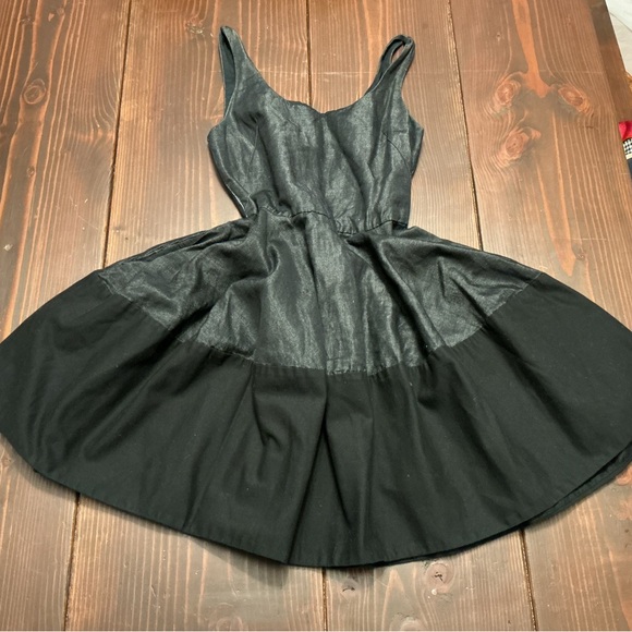 Adorable Gap Denim Dress - Picture 13 of 16